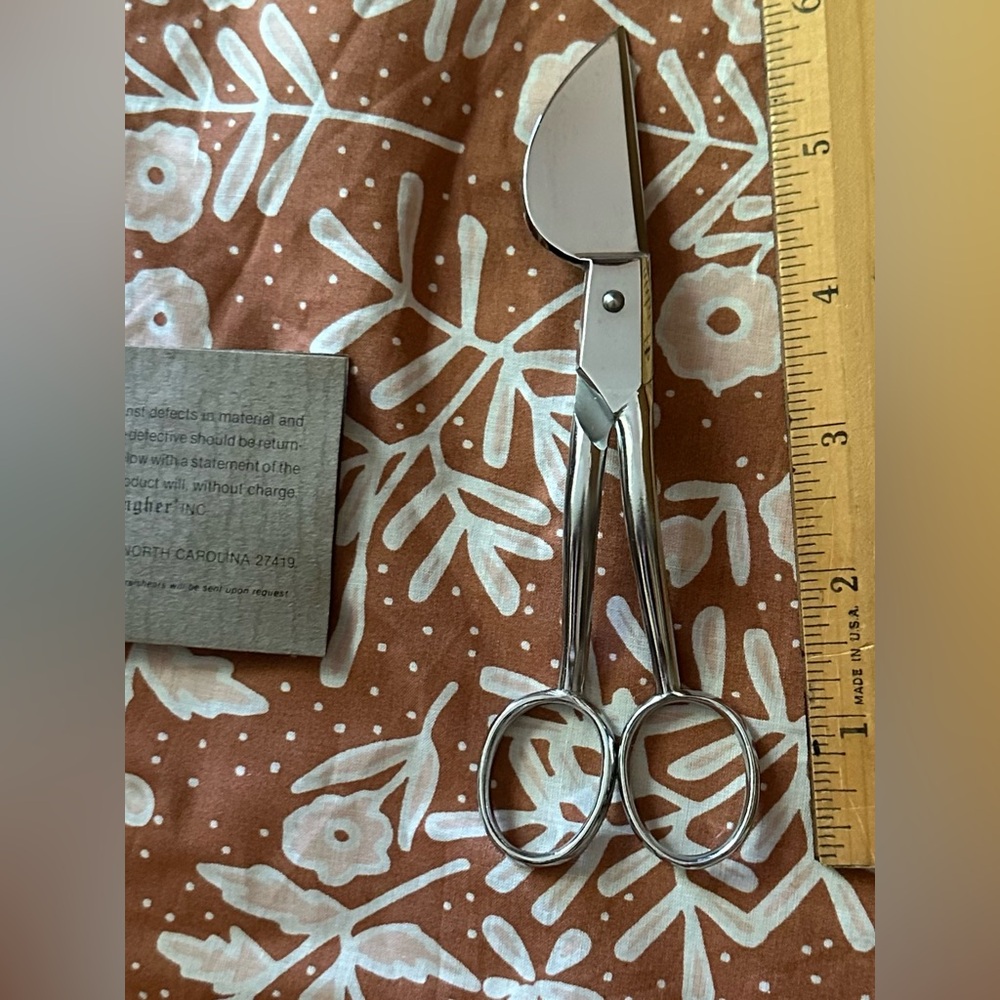 Applique Scissors G-6R 6” - Picture 9 of 10